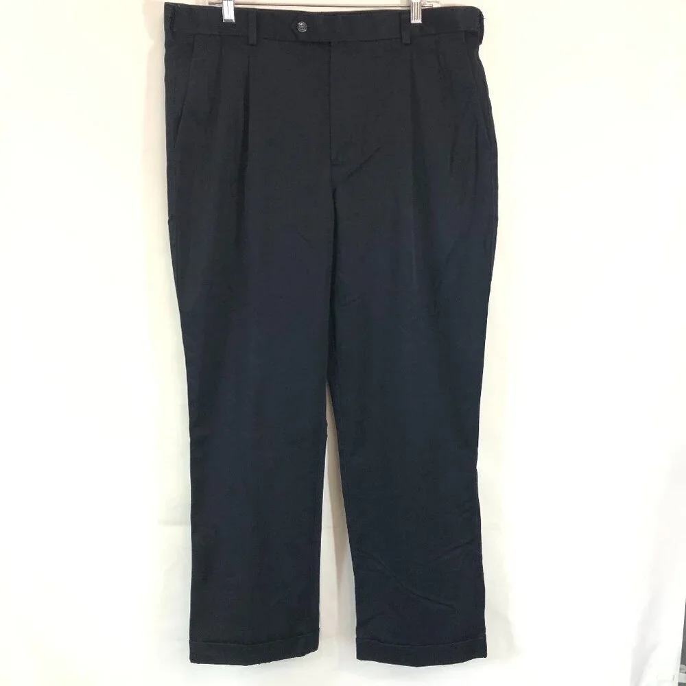 Roundtree & Yorke Black Pleated Cuffed Chino Pants Size 38 X 30